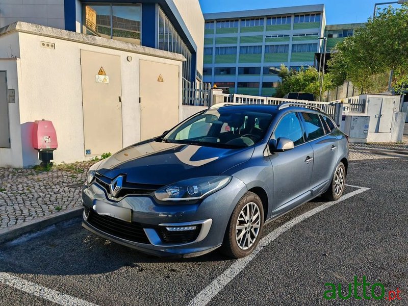 2015' Renault Megane Sport Tourer photo #1