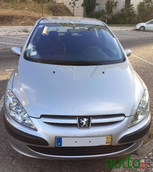 2001' Peugeot 307 1.6 16V Xs Premium photo #2