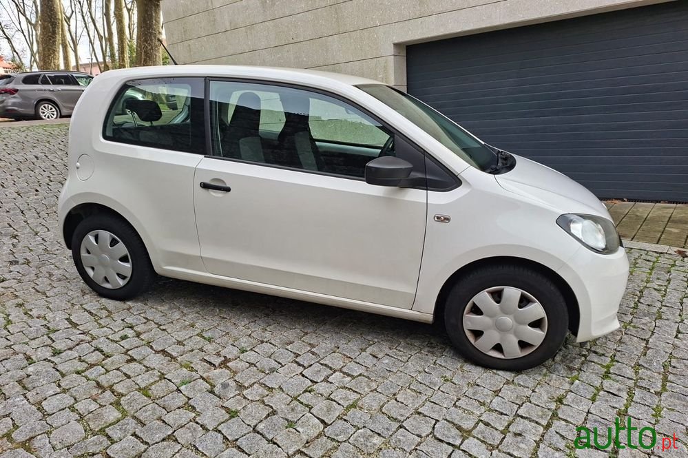 2014' Skoda Citigo 1.0 Ambition photo #4