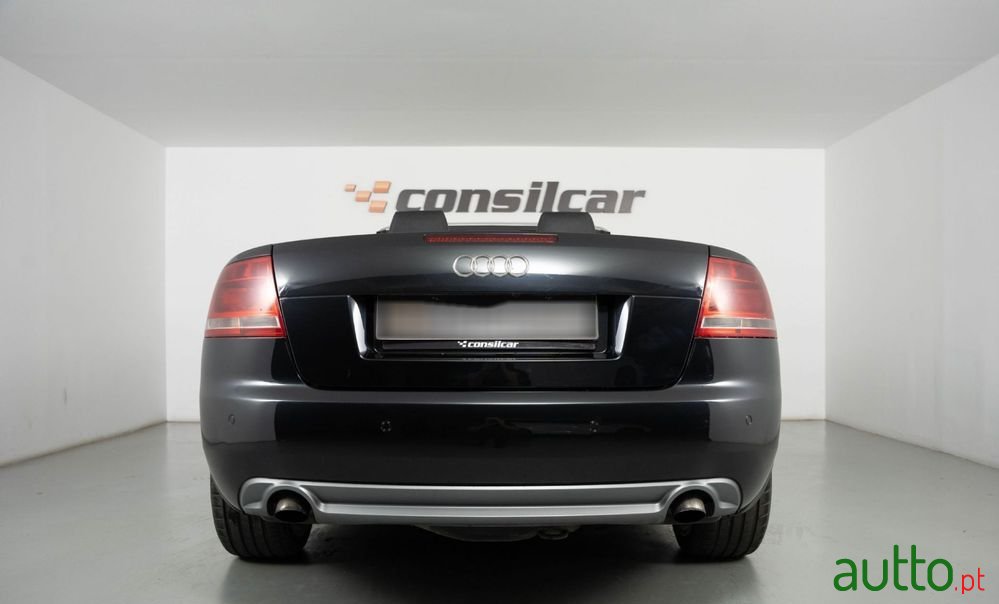 2008' Audi A4 2.0 Tdi S-Line photo #5