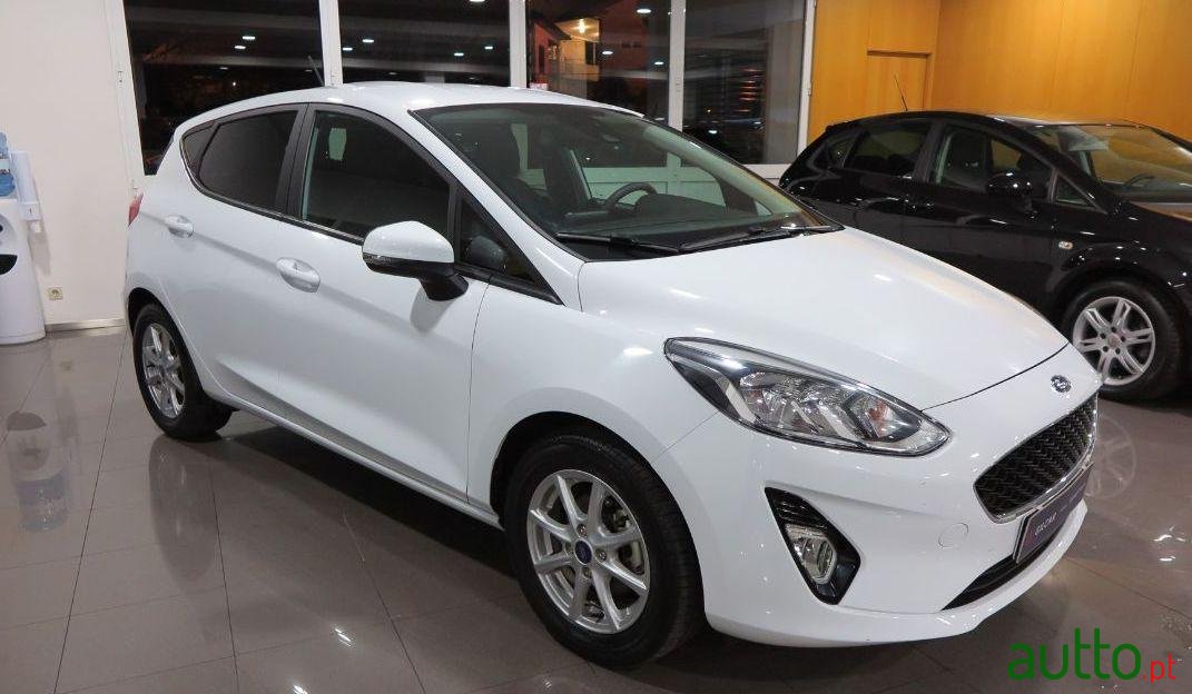 2018' Ford Fiesta photo #2