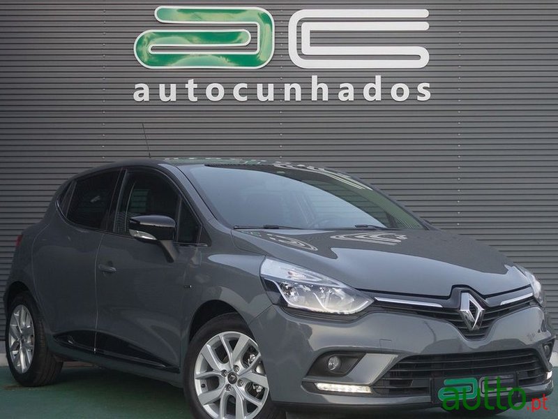 2019' Renault Clio 0.9 Tce Limited photo #1