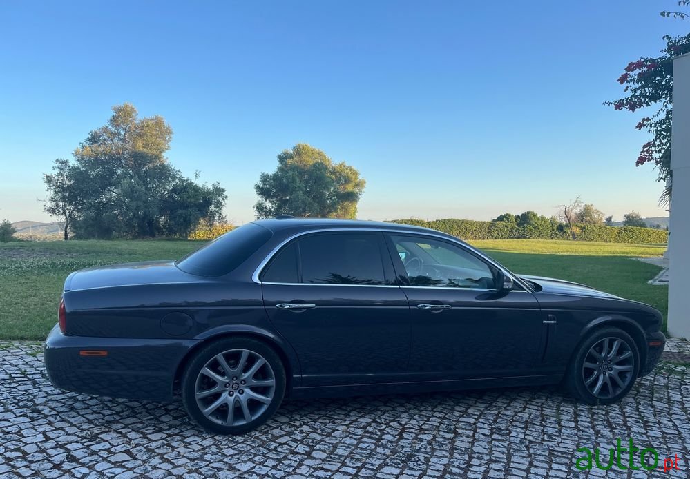 2007' Jaguar XJ photo #4