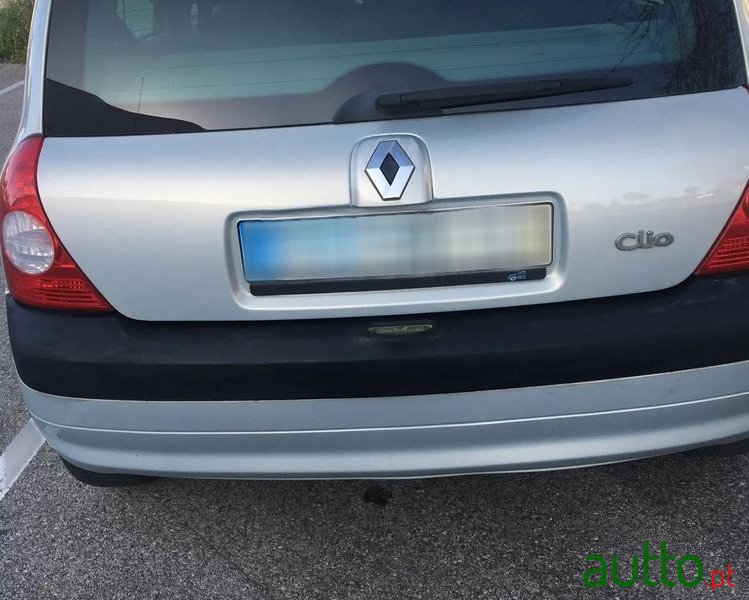 2002' Renault Clio 1.2 photo #3