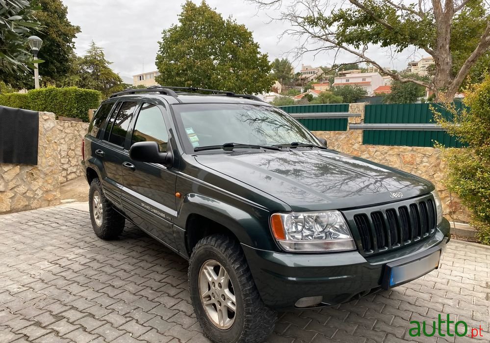 2000' Jeep Grand Cherokee photo #1