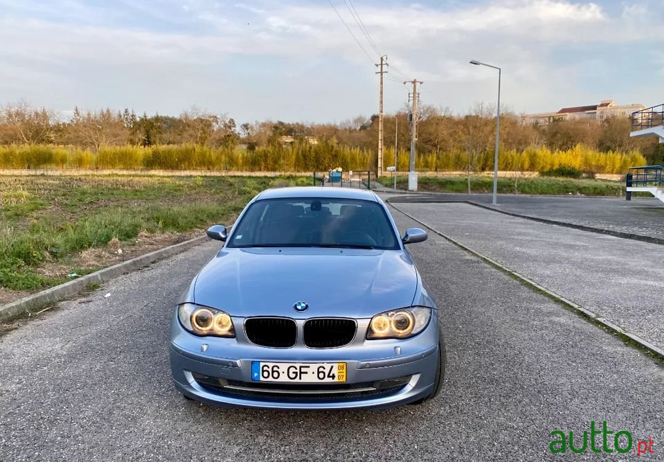 2008' BMW 120 photo #4