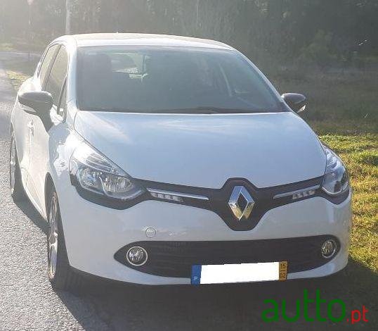 2015' Renault Clio 0.9 Tce Dynamique photo #1