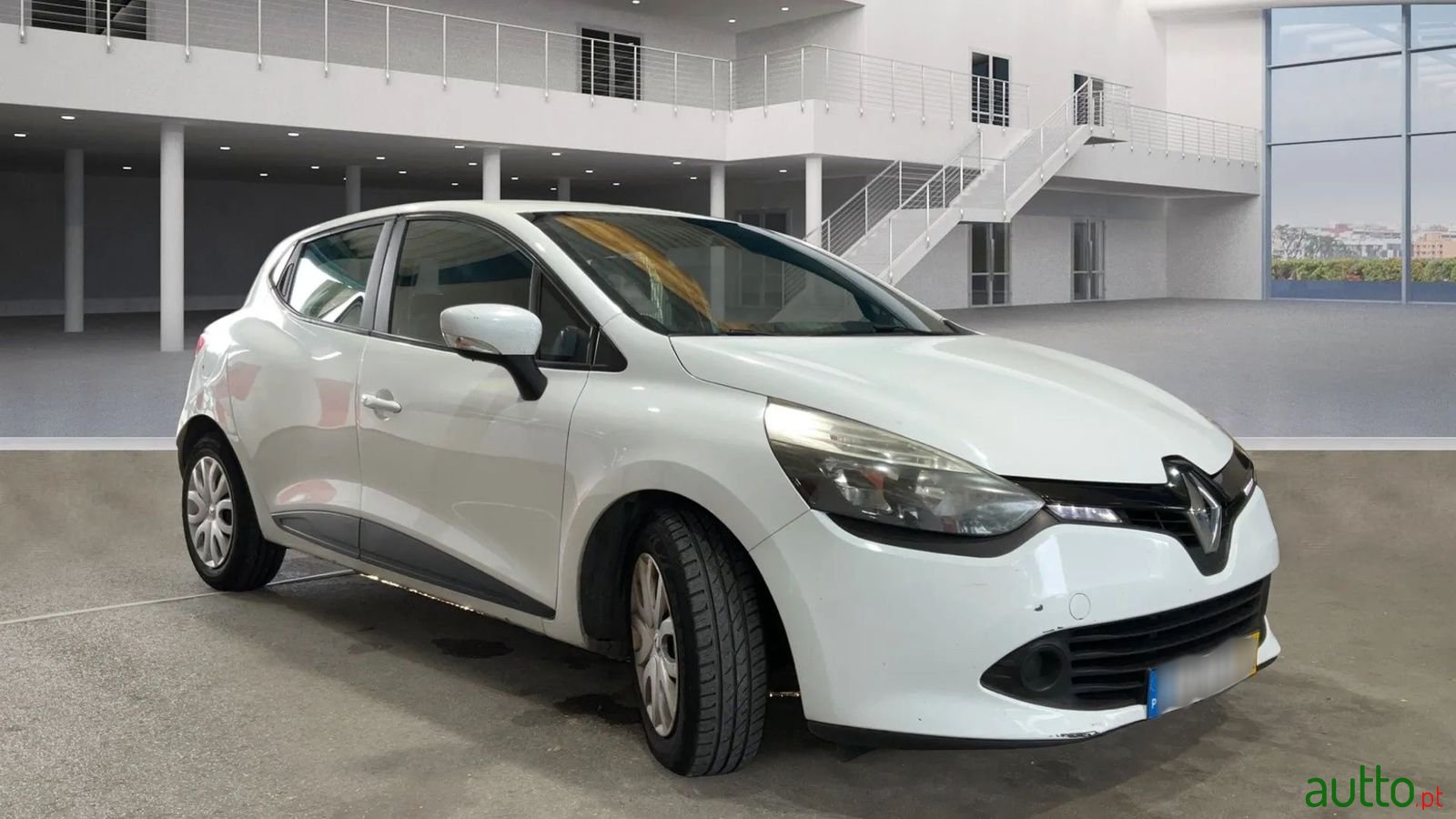 2014' Renault Clio photo #3