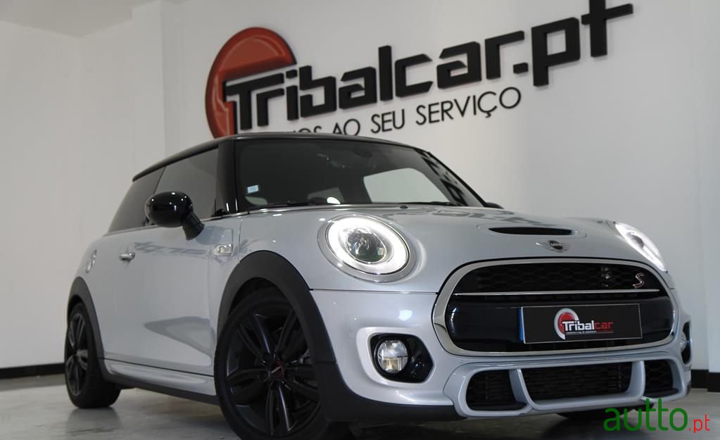 2016' MINI Cooper photo #2