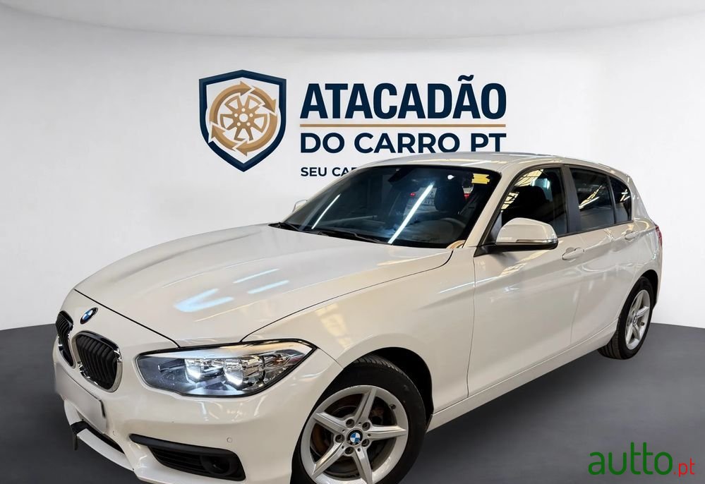 2016' BMW Série 1 D photo #1