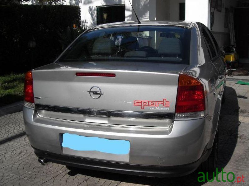 2003' Opel Vectra photo #1