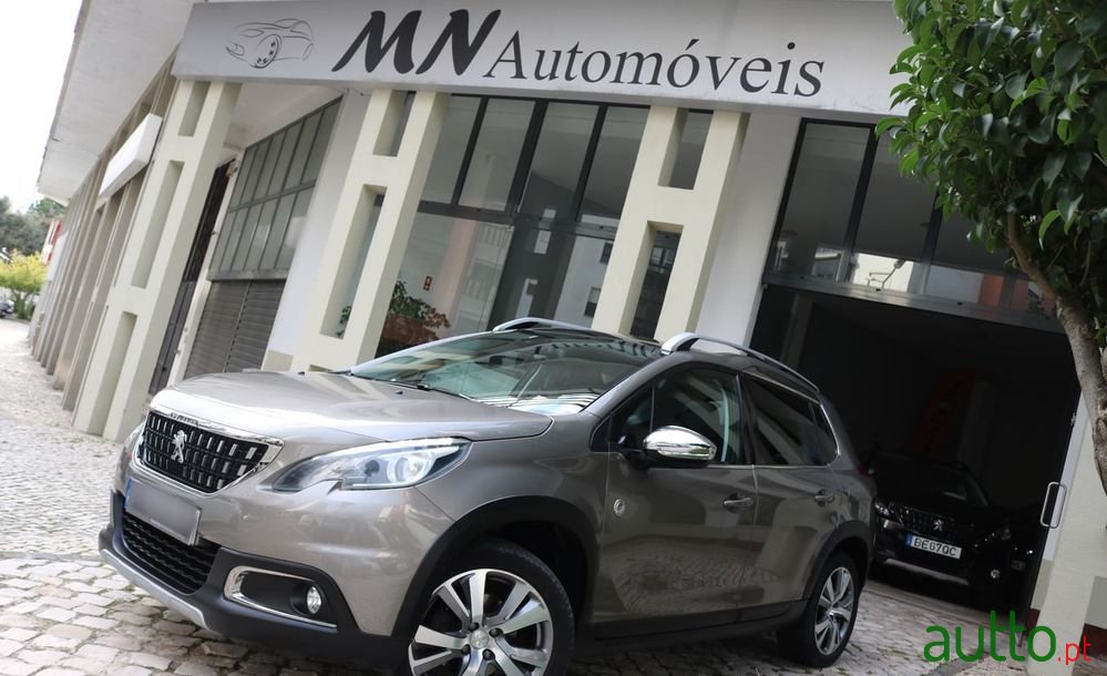 2016' Peugeot 2008 photo #1