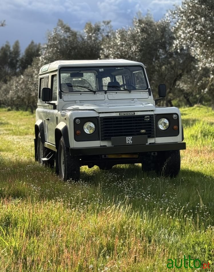 1998' Land Rover Defender 90 2.5 Tdi Metal Top photo #1