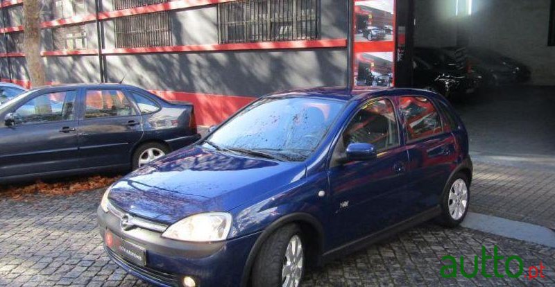 2004' Opel Corsa 1.2 16V N-Joy photo #1