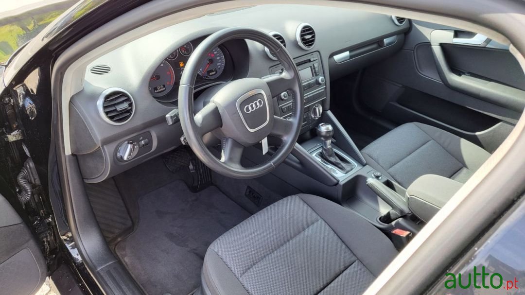 2011' Audi A3 Sportback photo #6