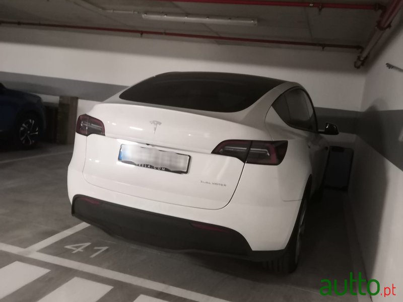 2023' Tesla Model Y photo #4