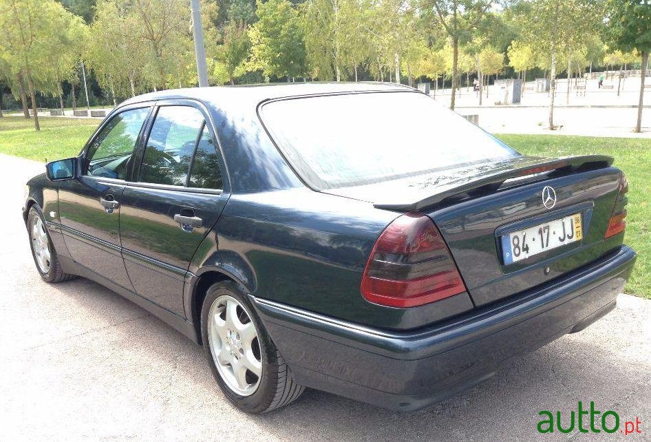 1998' Mercedes-Benz C-250 Td Sport photo #1