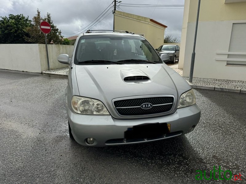 2005' Kia Carnival photo #3