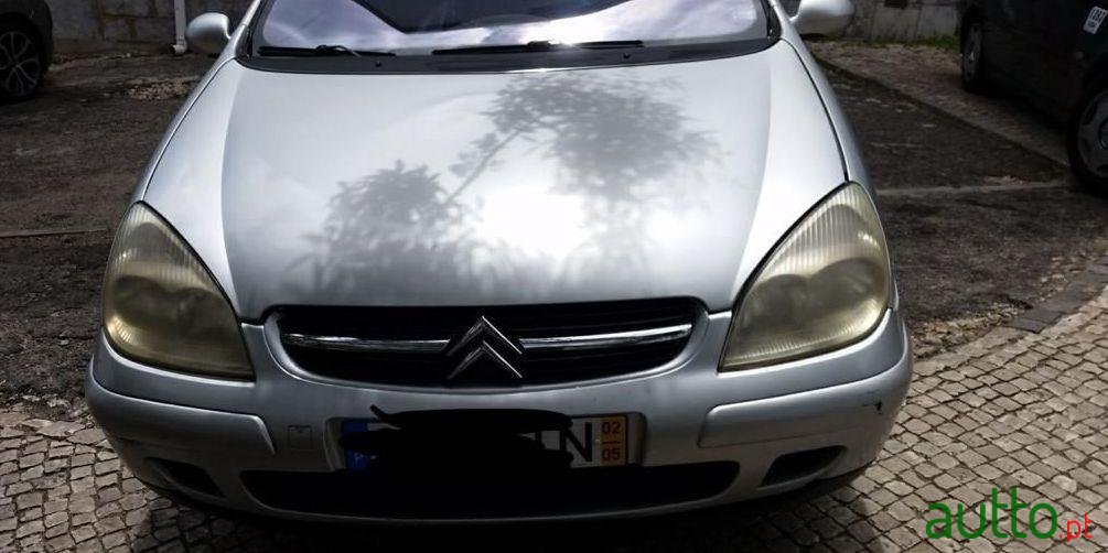 2002' Citroen C5 2.0 Hdi photo #2