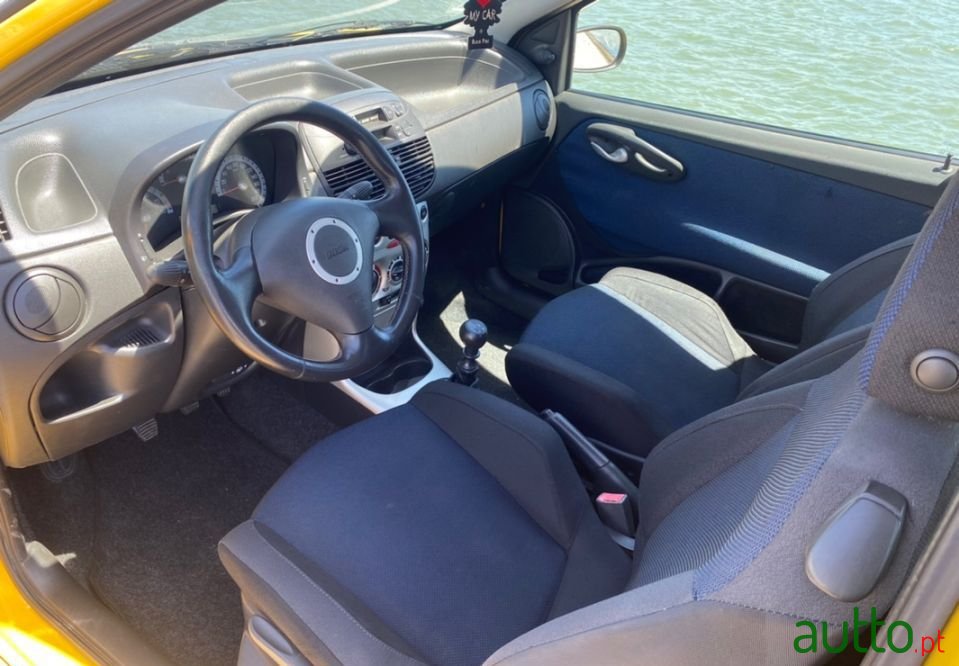 2000' Fiat Punto Sport photo #4