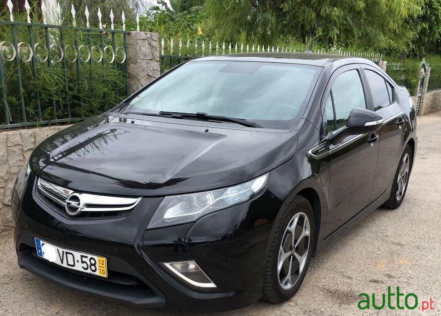 2012' Opel Ampera photo #2