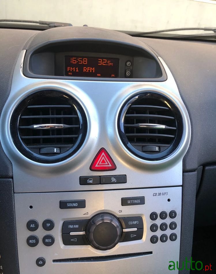 2010' Opel Corsa 1.2 Enjoy photo #5