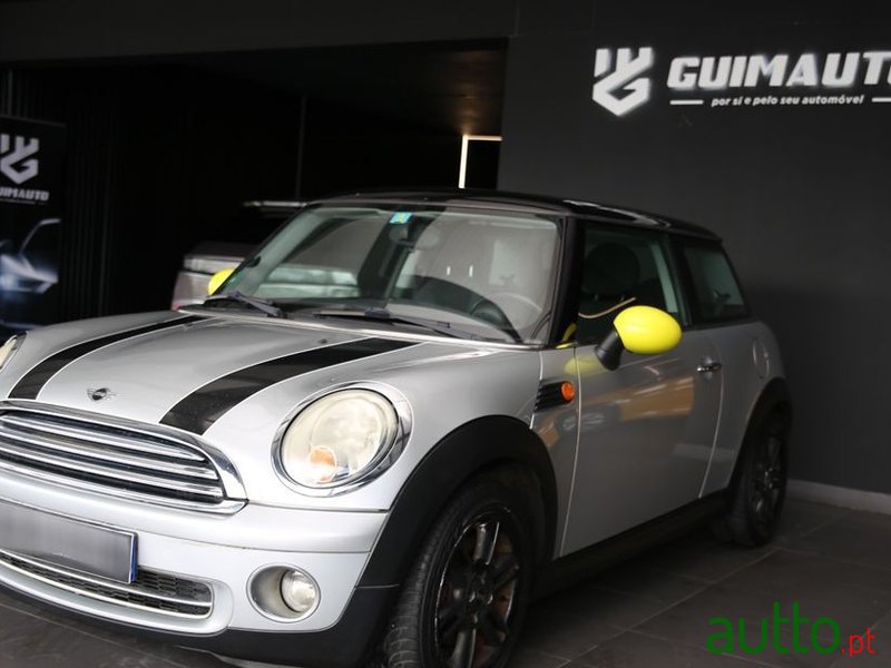 2008' MINI One 3 Portas photo #2