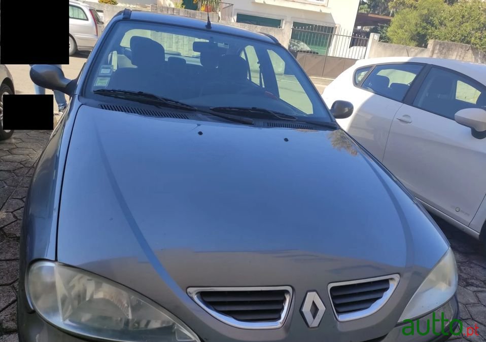 2002' Renault Megane photo #1
