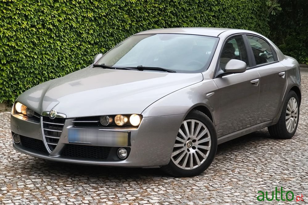 2008' Alfa Romeo 159 photo #1