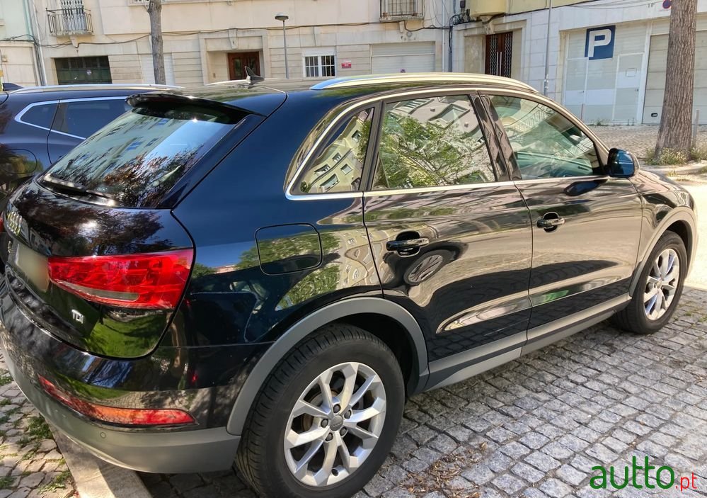 2016' Audi Q3 2.0 Tdi Design photo #6