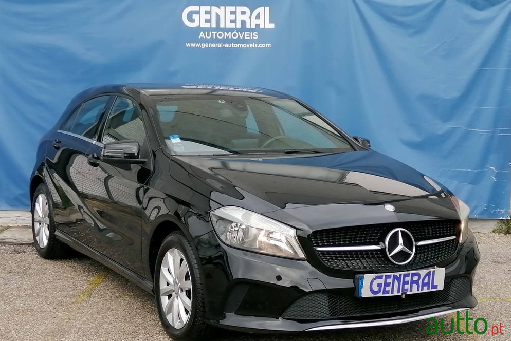 2017' Mercedes-Benz A-160 photo #3