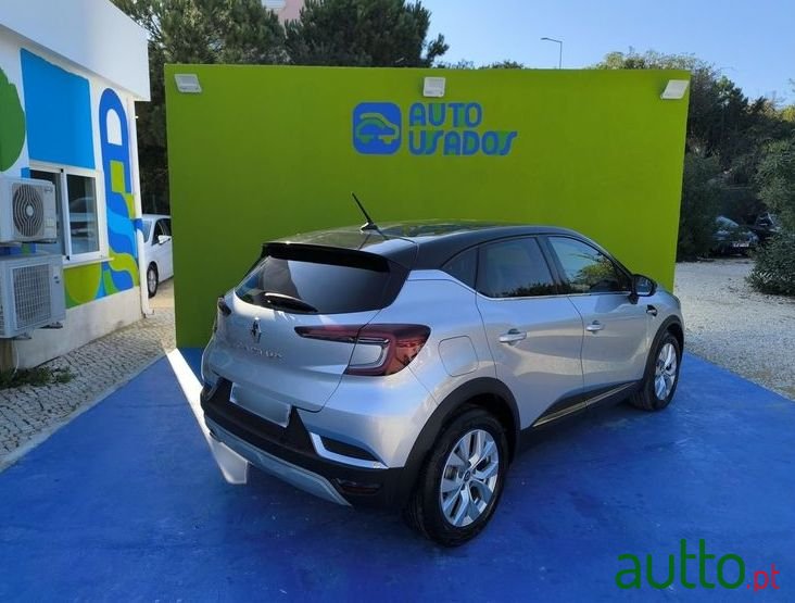 2021' Renault Captur 1.0 Tce Intens photo #2