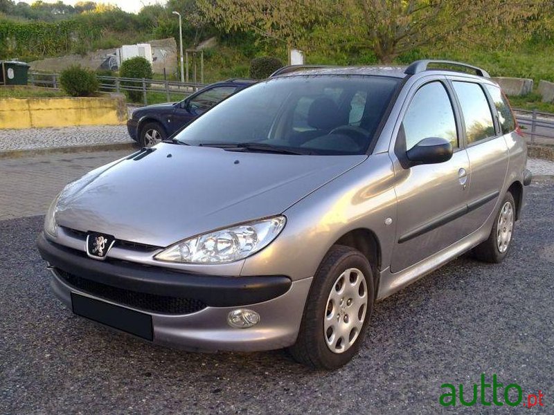 2005' Peugeot 206 Sw 1.1 Look photo #2