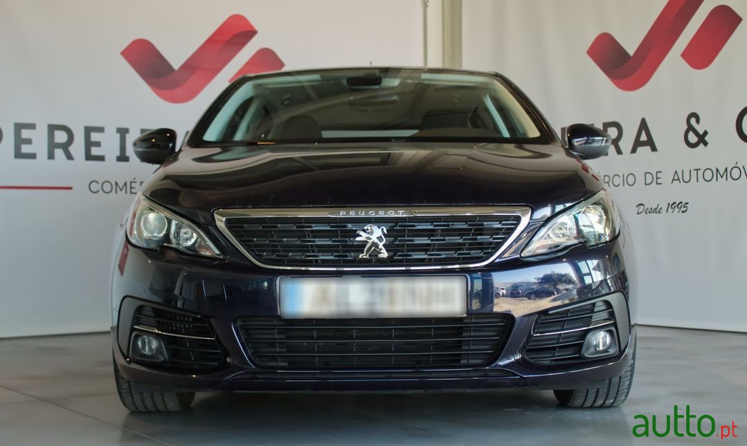 2019' Peugeot 308 photo #2