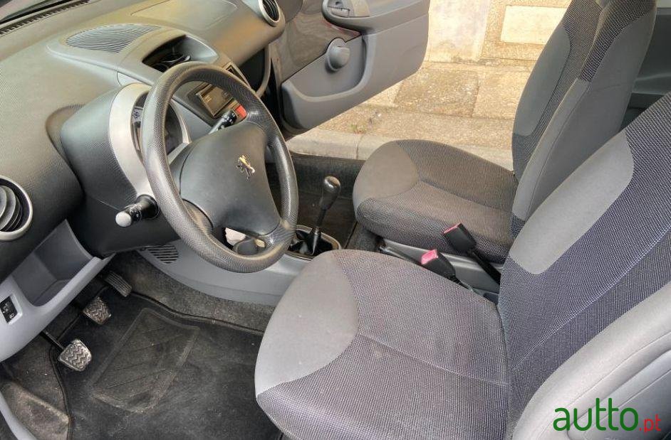 2007' Peugeot 107 photo #4