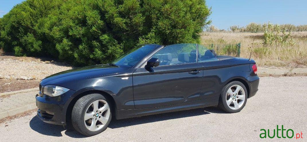 2009' BMW 120 Nacional photo #3