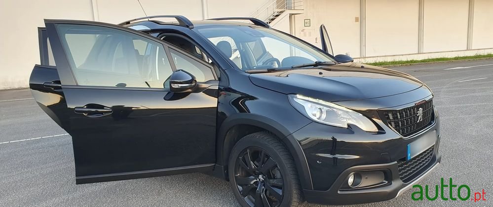 2018' Peugeot 2008 1.6 Bluehdi Gt Line photo #1