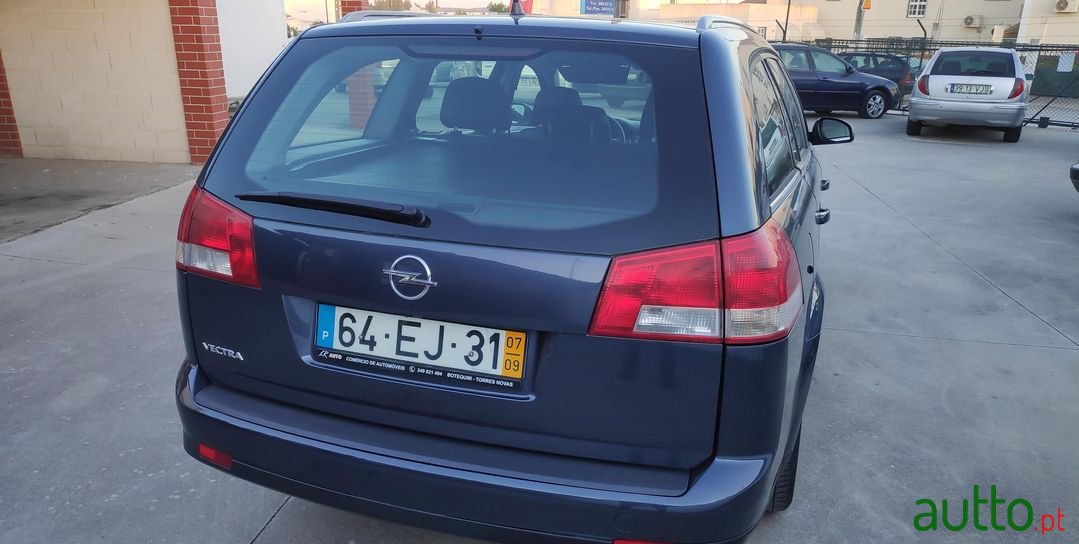 2007' Opel Vectra Caravan photo #4