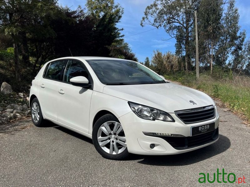 2015' Peugeot 308 photo #2