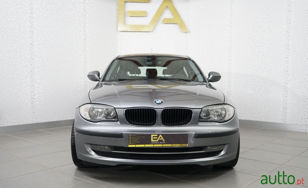 2010' BMW 118 photo #3