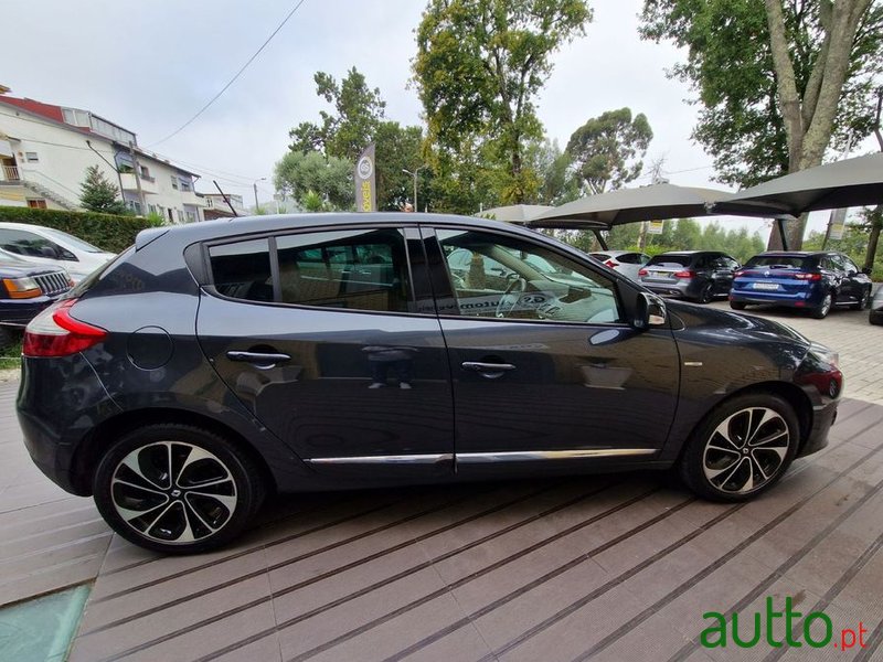 2014' Renault Megane photo #5