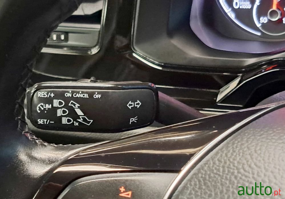 2021' Volkswagen Polo 1.0 Tsi Life photo #5