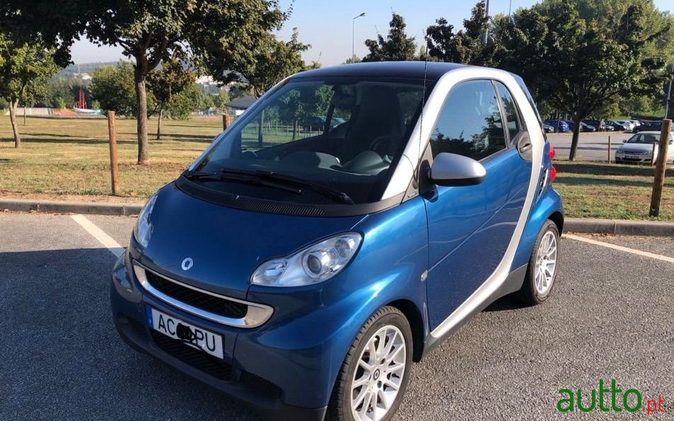 2011' Smart Fortwo photo #1