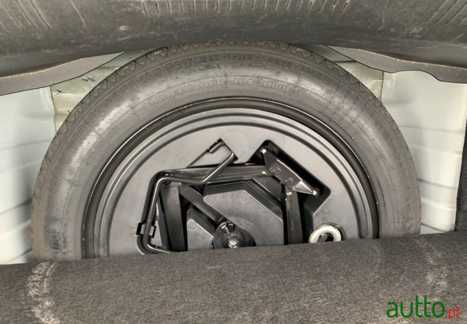 2016' Alfa Romeo Giulietta photo #4