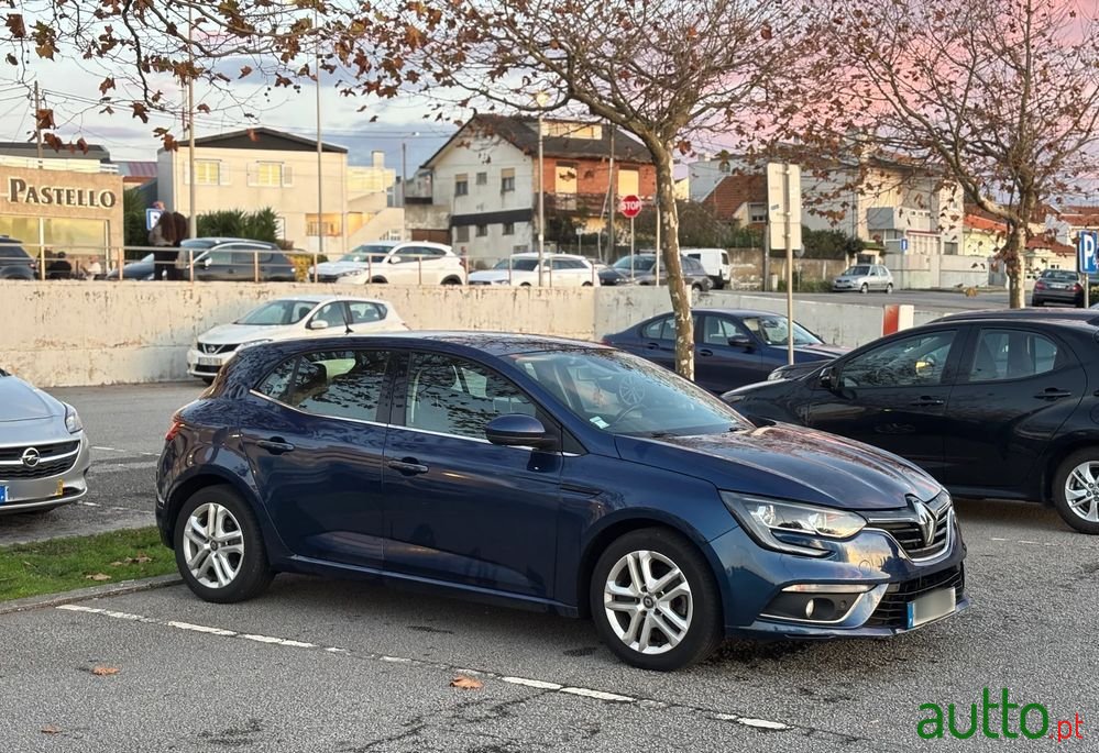 2016' Renault Megane 1.5 Dci Zen Eco photo #1