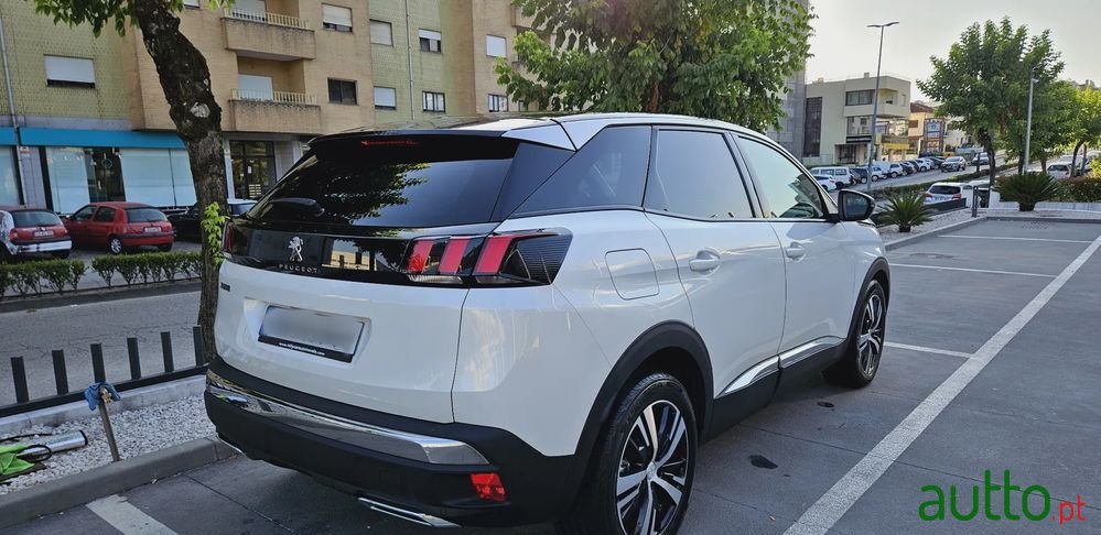 2018' Peugeot 3008 photo #3