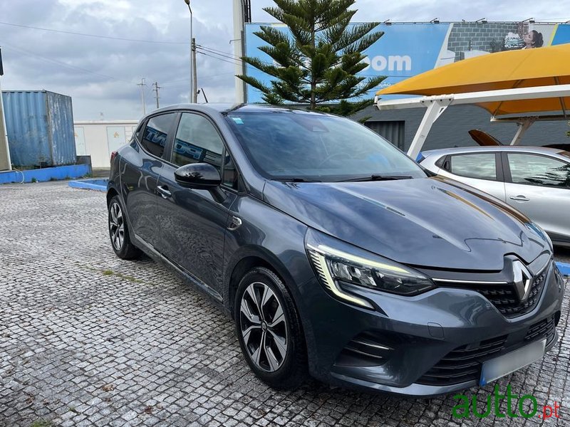 2021' Renault Clio photo #5