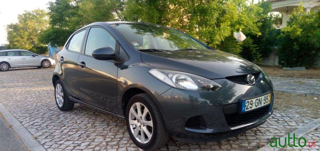 2008' Mazda 2 photo #2