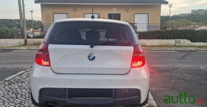 2009' BMW 120 D Dpf Aut. Edition Sport photo #2