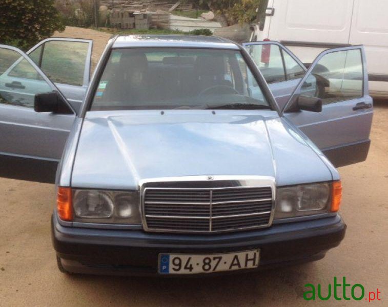 1992' Mercedes-Benz 190 photo #2